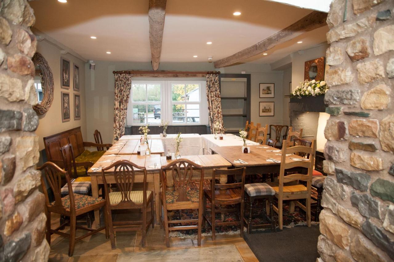 The Marton Arms Hotel Ingleton  Buitenkant foto