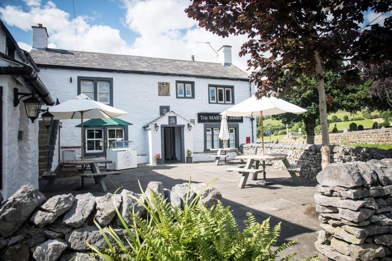 The Marton Arms Hotel Ingleton  Buitenkant foto