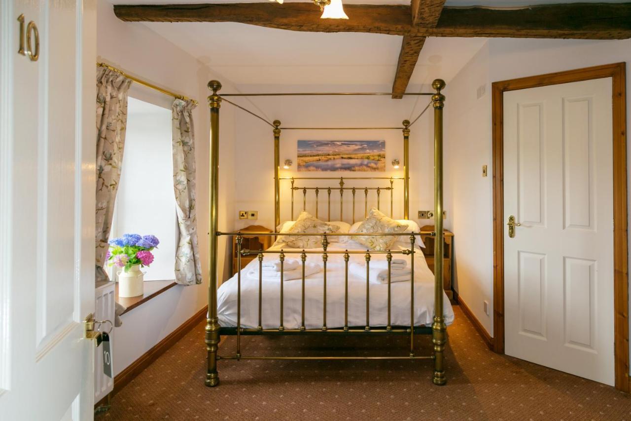 The Marton Arms Hotel Ingleton  Buitenkant foto