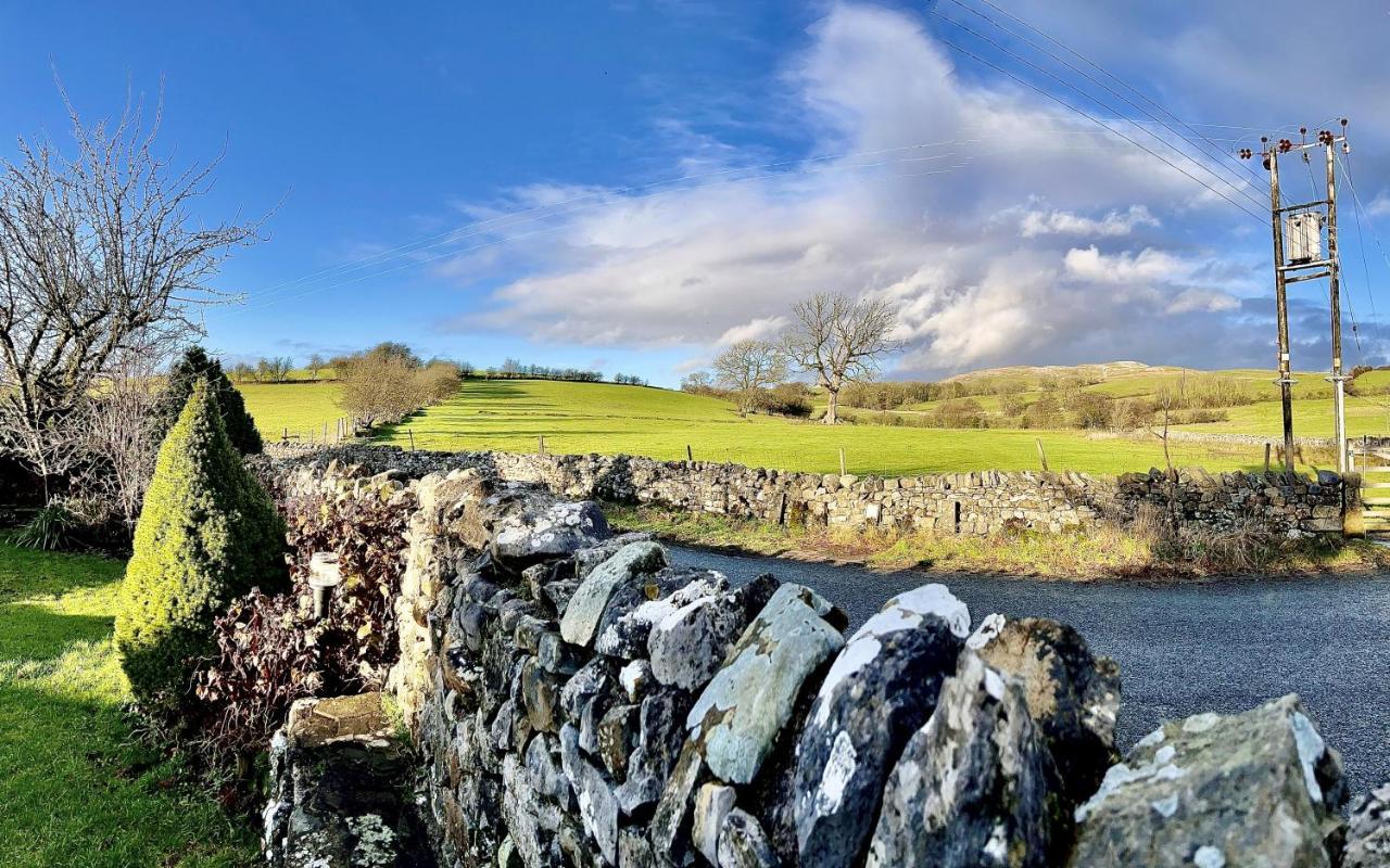 The Marton Arms Hotel Ingleton  Buitenkant foto
